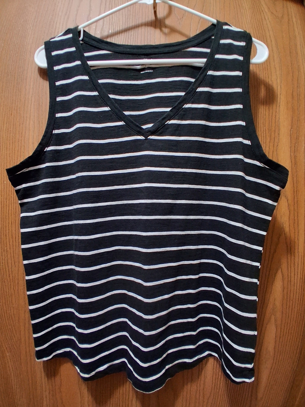 Sonoma Black & White Striped V-Neck Tank